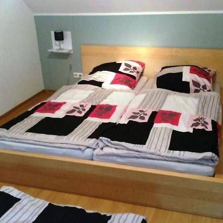 Ferienwohnung-Thielen-Waldrach-Ruwertal Buitenkant foto