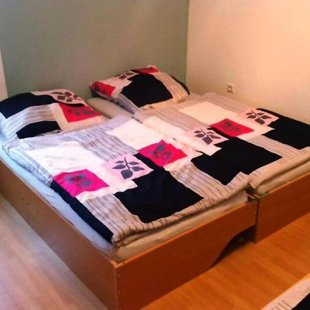 Ferienwohnung-Thielen-Waldrach-Ruwertal Buitenkant foto